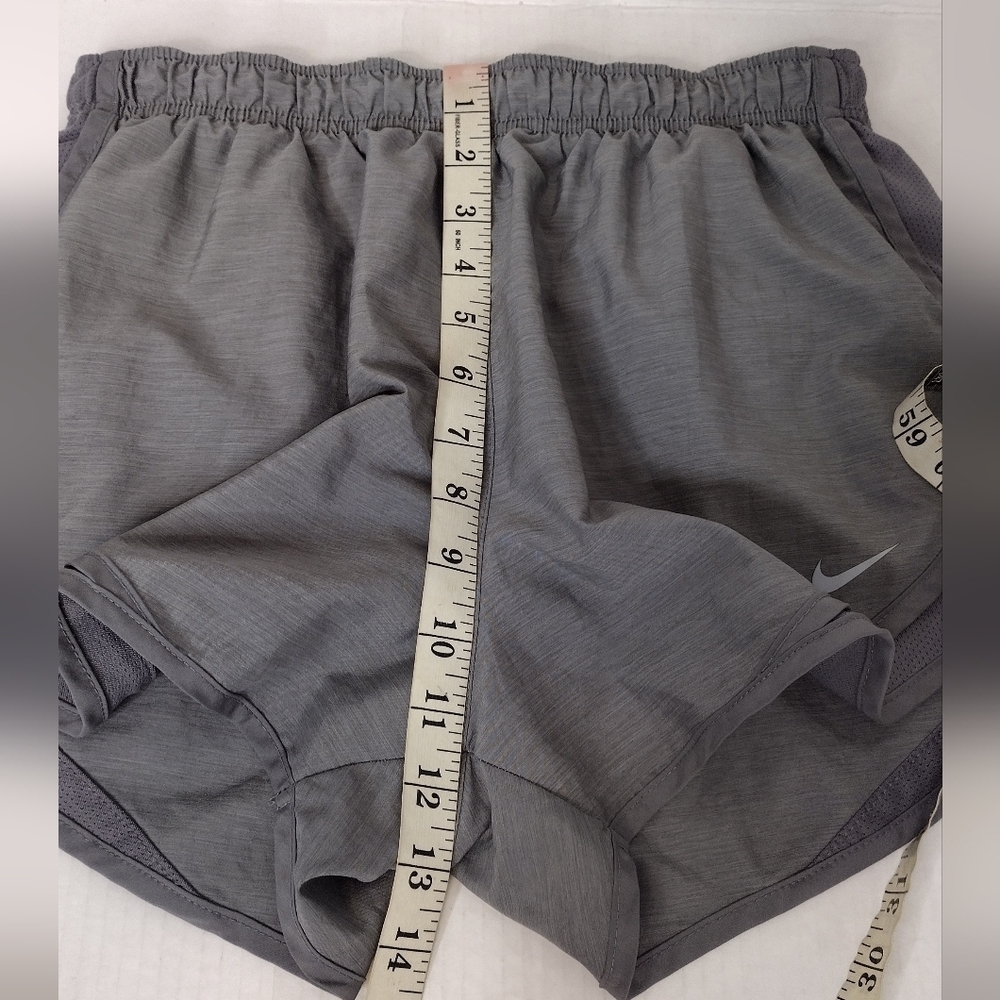 Nike Women's Elastic Waist High Rise Training Running Workout Athletic Shorts - Picture 13 of 14